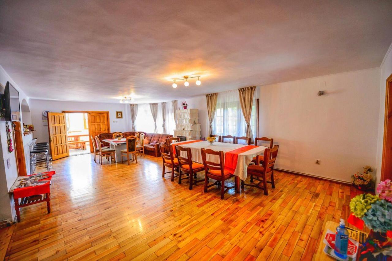Amandra Chalet Sinaia Luaran gambar