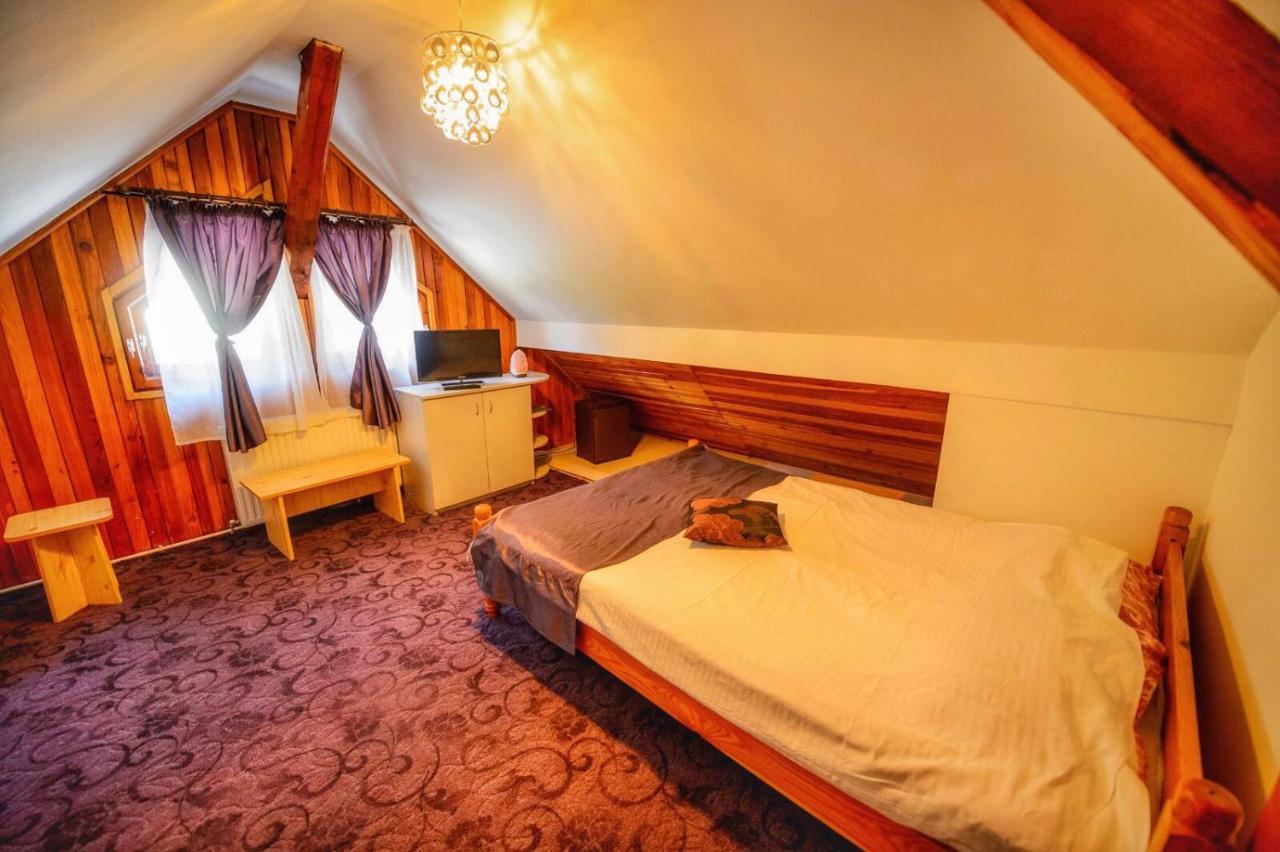 Amandra Chalet Hotel Sinaia Luaran gambar