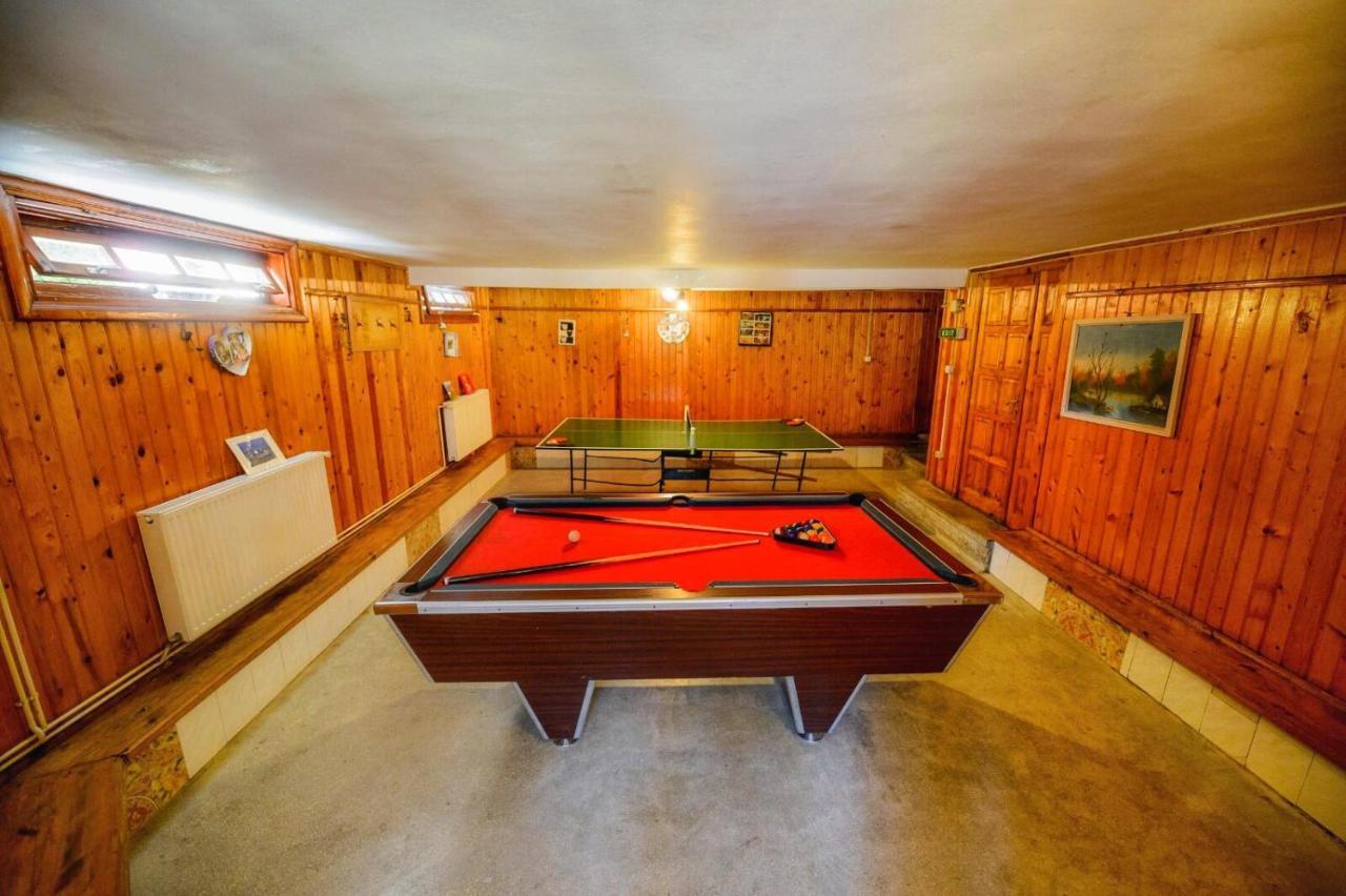 Amandra Chalet Sinaia Luaran gambar