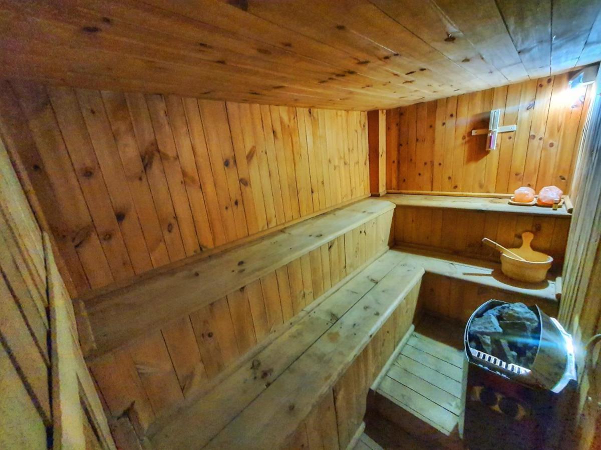 Amandra Chalet Sinaia Luaran gambar