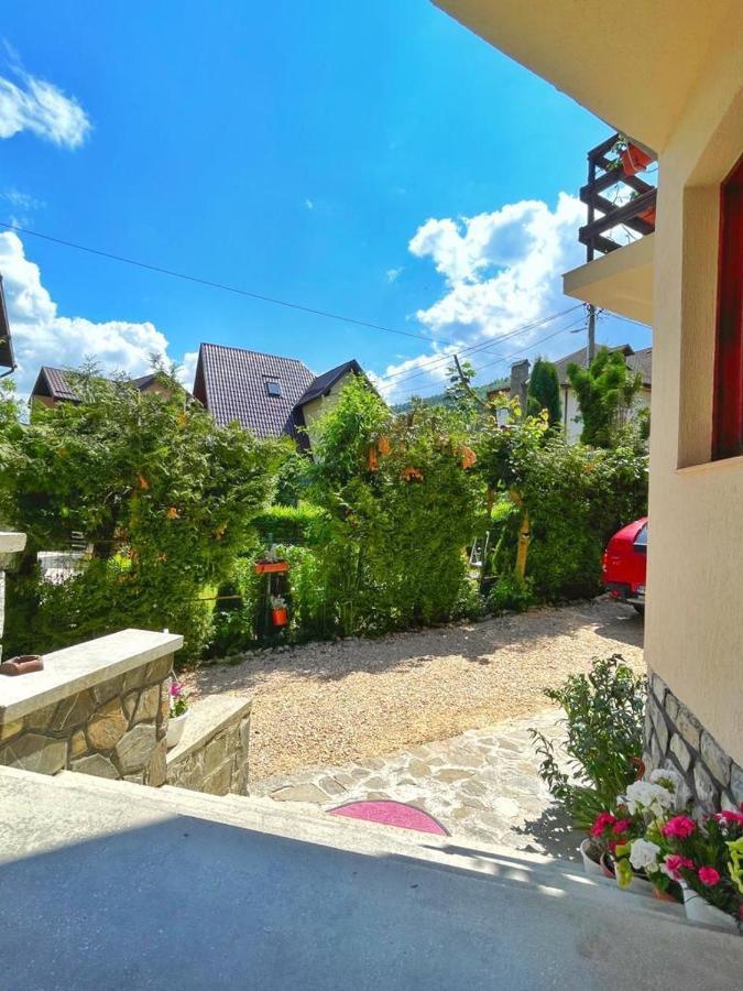 Amandra Chalet Sinaia Luaran gambar